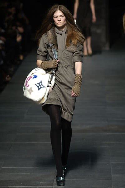 louis vuitton f w 2006|louis vuitton fashion designer.